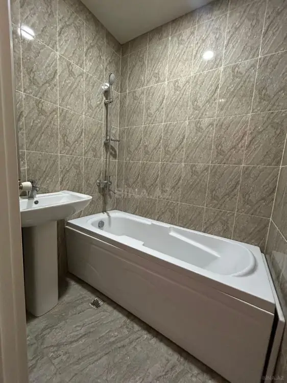500 AZN - 3 otaqlı mənzil Kirayə (aylıq), Gəncə