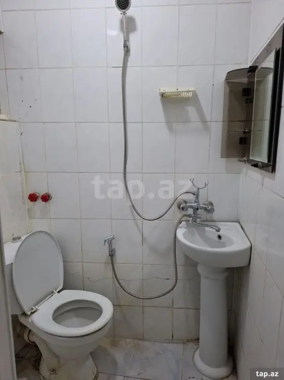 550 AZN - 2 otaqlı mənzil Kirayə (aylıq), Bakı