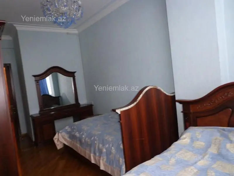 1 000 AZN - 3 otaqlı mənzil Kirayə (aylıq), Montin qəs., Nərimanov, Bakı