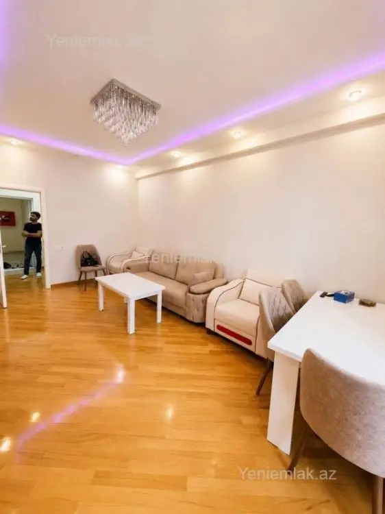 850 AZN - 2 otaqlı mənzil Kirayə (aylıq), Xətai, Bakı