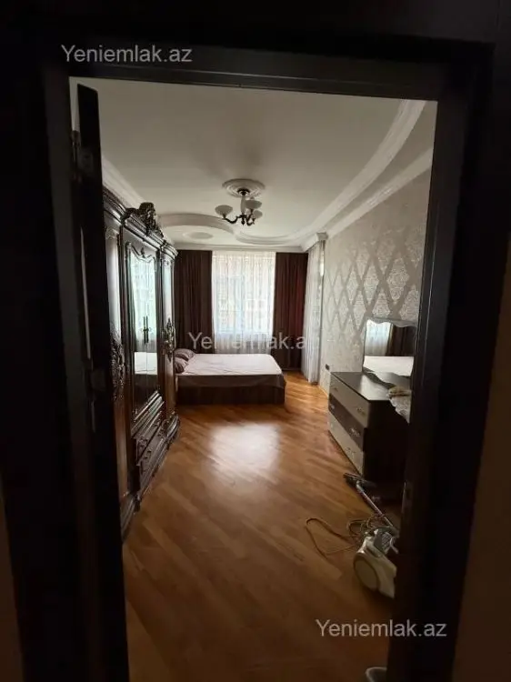 1 200 AZN - 3 otaqlı mənzil Kirayə (aylıq), Yasamal qəs., Nizami, Bakı