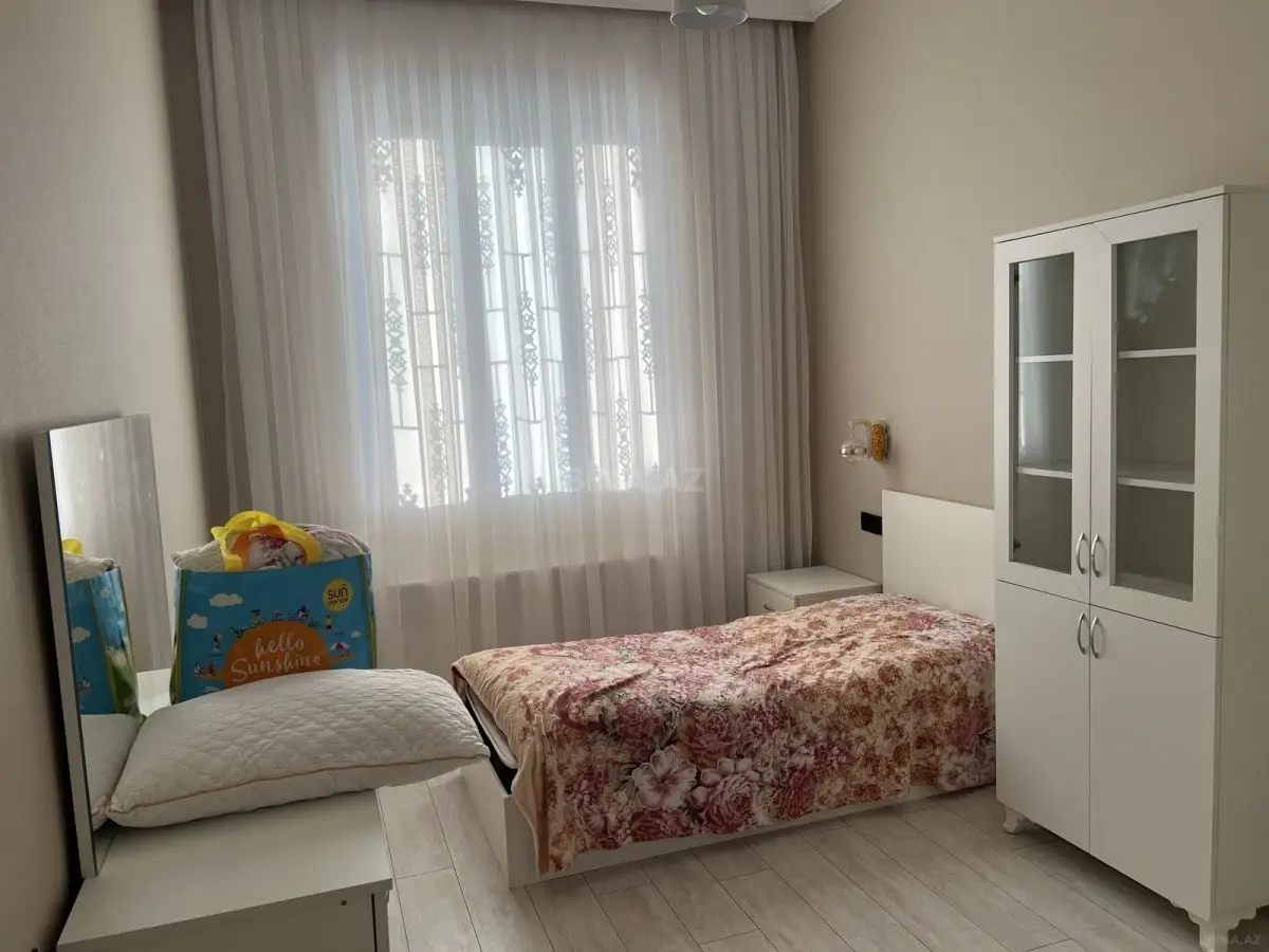 280 000 AZN - 8 otaqlı mənzil Satılır, Gəncə
