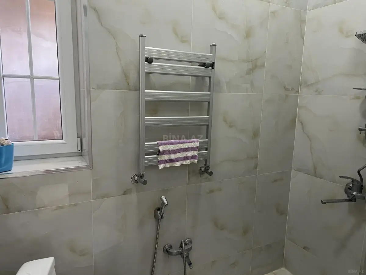280 000 AZN - 8 otaqlı mənzil Satılır, Gəncə