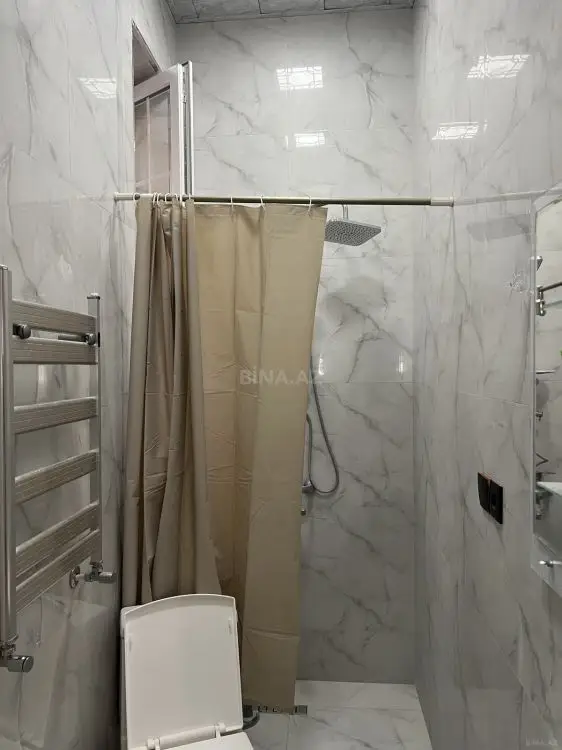 280 000 AZN - 8 otaqlı mənzil Satılır, Gəncə