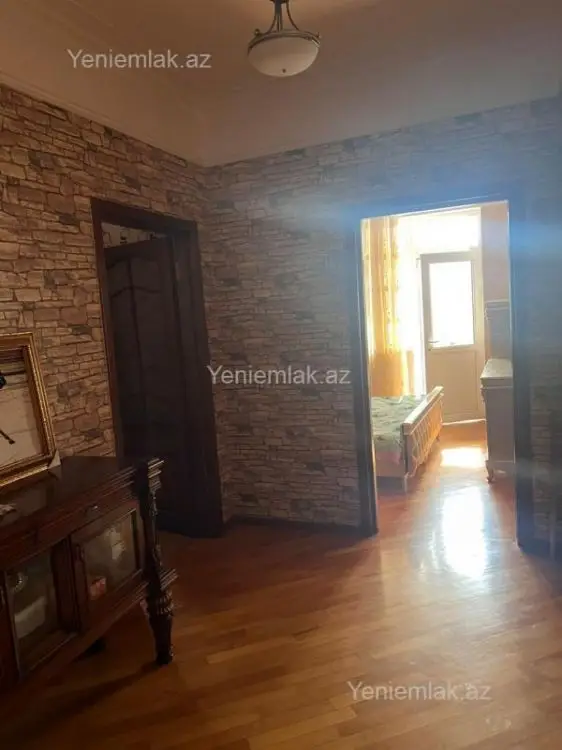 750 AZN - 3 otaqlı mənzil Kirayə (aylıq), 8-ci kilometr, Nizami, Bakı