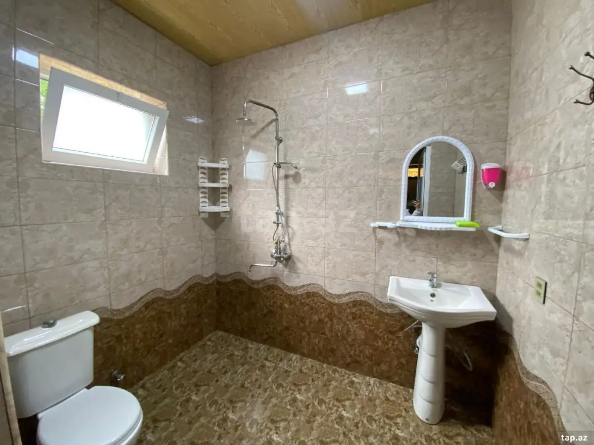 100 AZN - 3 otaqlı mənzil Kirayə (aylıq), Quba