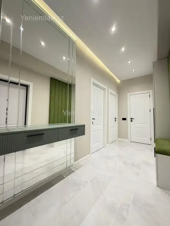 267 000 AZN - 3 otaqlı mənzil Satılır, Nizami, Bakı