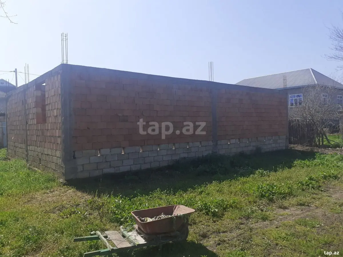 42 000 AZN - 6 otaqlı mənzil , Cəlilabad