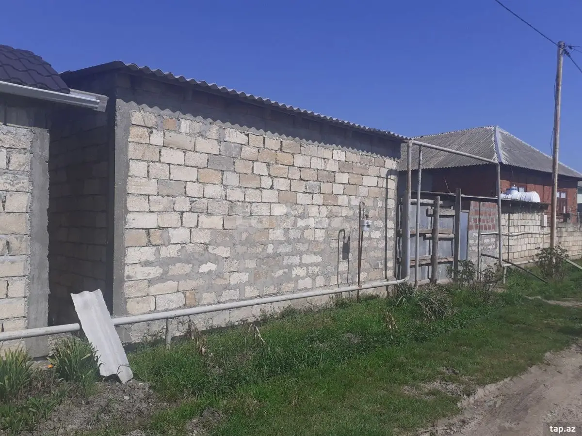 42 000 AZN - 6 otaqlı mənzil , Cəlilabad