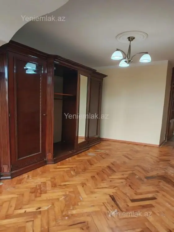 600 AZN - 3 otaqlı mənzil Kirayə (aylıq), Əhmədli, Xətai, Bakı