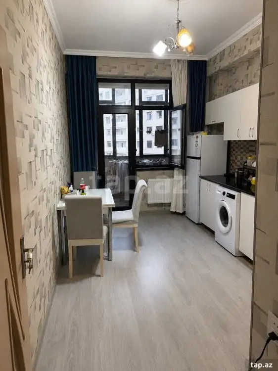 200 AZN - 2 otaqlı mənzil Kirayə (aylıq), Bakı
