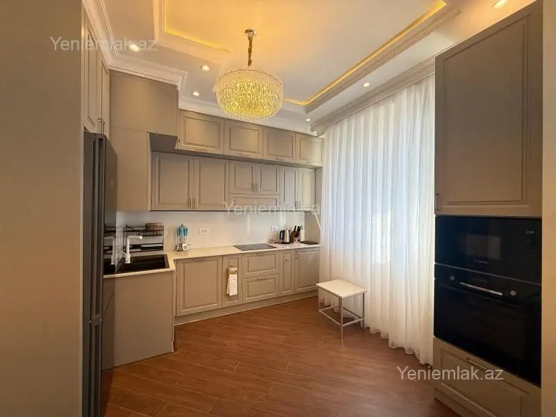 3 000 AZN - 3 otaqlı mənzil Kirayə (aylıq), Ağ şəhər, Xətai, Bakı