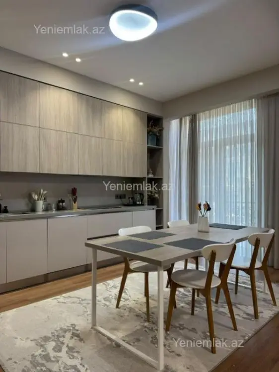 3 000 AZN - 3 otaqlı mənzil Kirayə (aylıq), Ağ şəhər, Xətai, Bakı