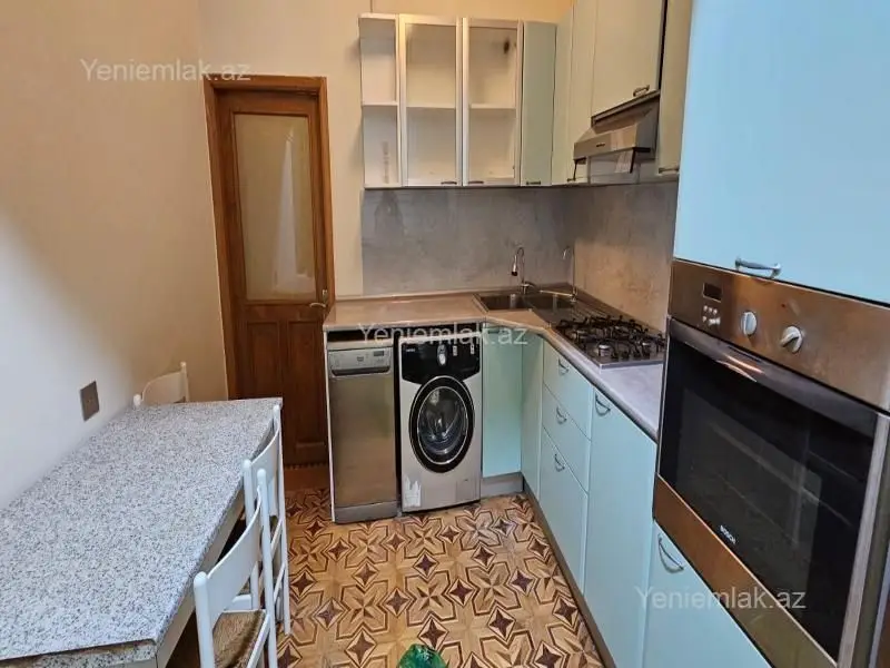 1 100 AZN - 4 otaqlı mənzil Kirayə (aylıq), Nəsimi, Bakı