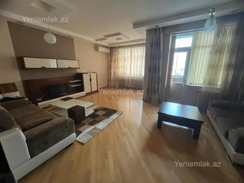 1 000 AZN - 3 otaqlı mənzil Kirayə (aylıq), 8-ci mikrorayon, Binəqədi, Bakı