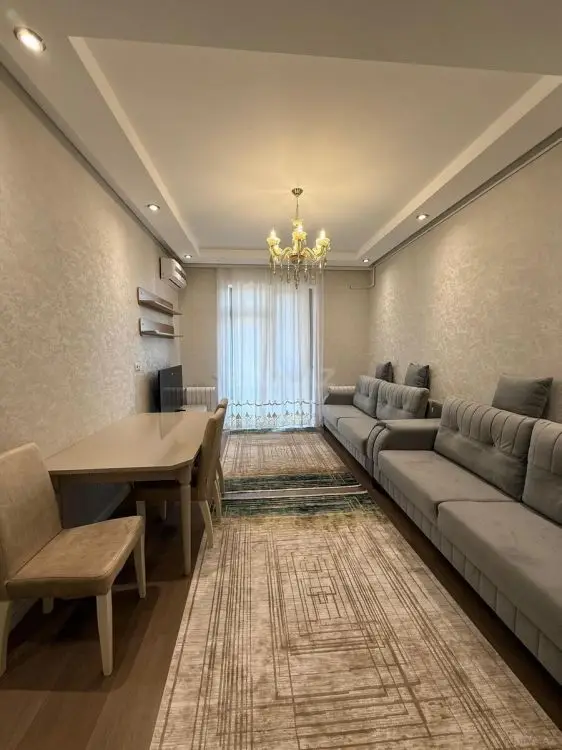 1 000 AZN - 3 otaqlı mənzil Kirayə (aylıq), Yasamal qəs., Abşeron