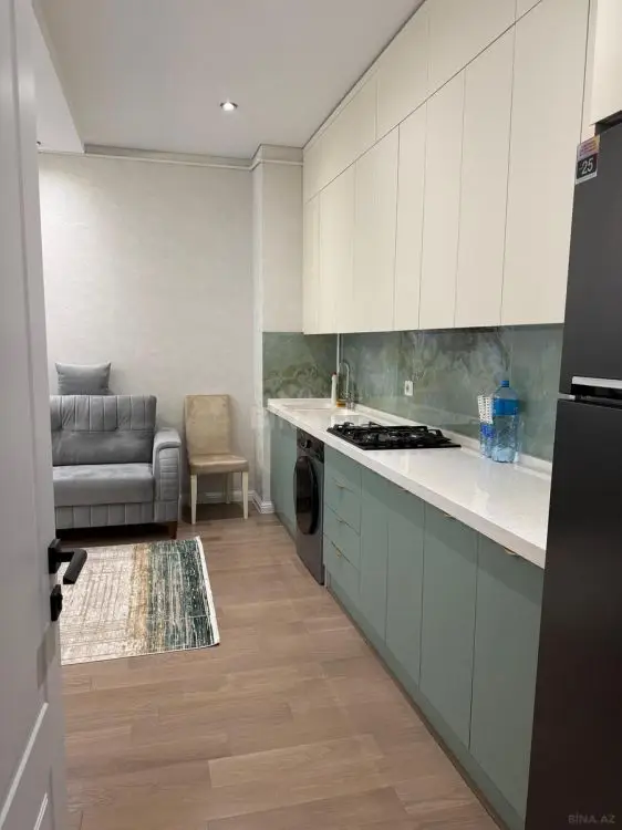 1 000 AZN - 3 otaqlı mənzil Kirayə (aylıq), Yasamal qəs., Abşeron