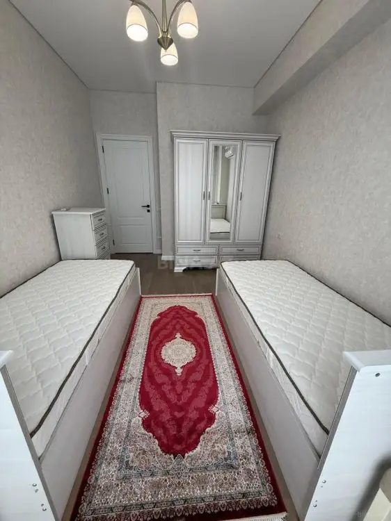 1 000 AZN - 3 otaqlı mənzil Kirayə (aylıq), Yasamal qəs., Abşeron