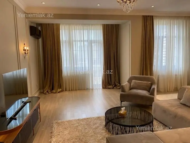 3 500 AZN - 3 otaqlı mənzil Kirayə (aylıq), Yasamal qəs., Yasamal, Bakı
