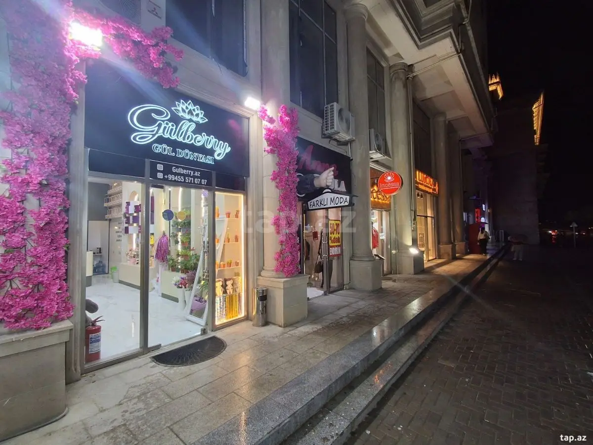 10 000 AZN - 0 m² Obyekt / Ofis, Bakı