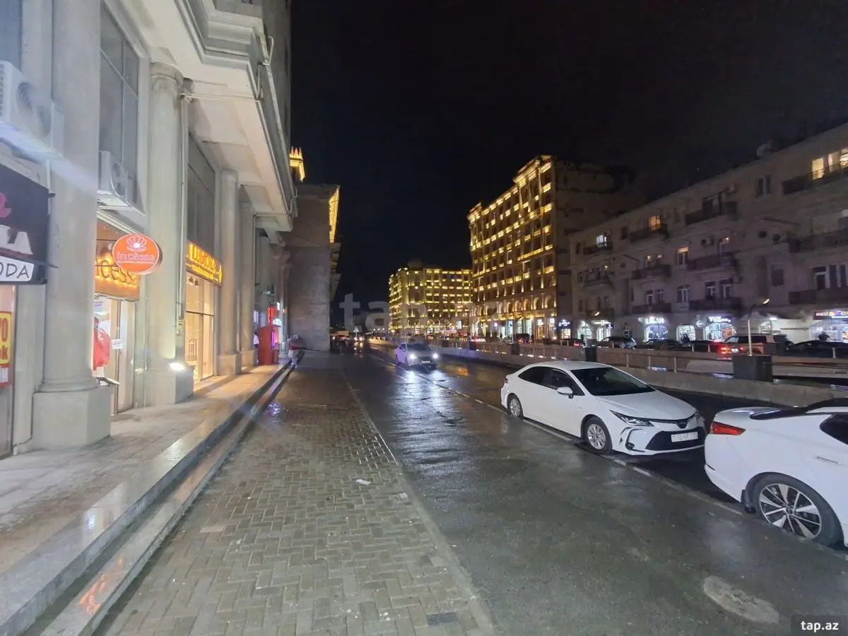 10 000 AZN - 0 m² Obyekt / Ofis, Bakı