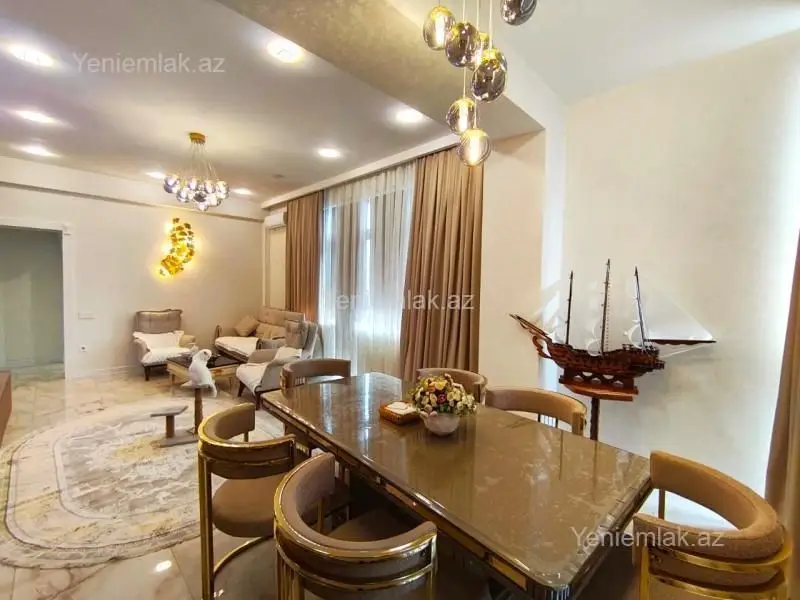 450 000 AZN - 4 otaqlı mənzil Satılır, Böyükşor qəs., Nərimanov, Bakı