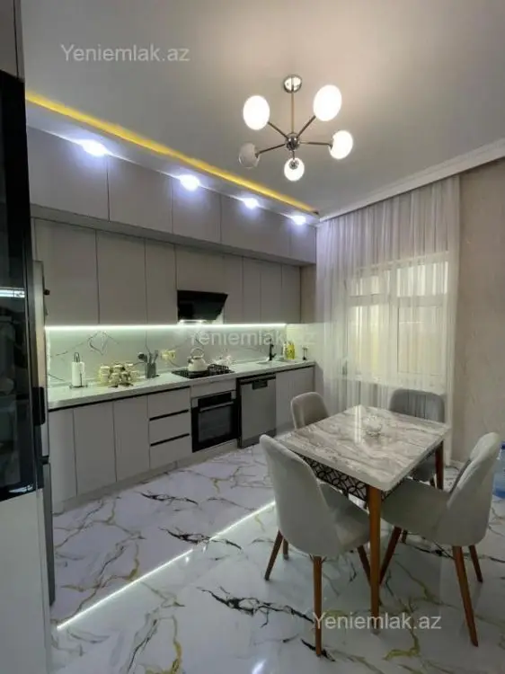 130 000 AZN - 4 otaqlı mənzil Satılır, Saray, Abşeron