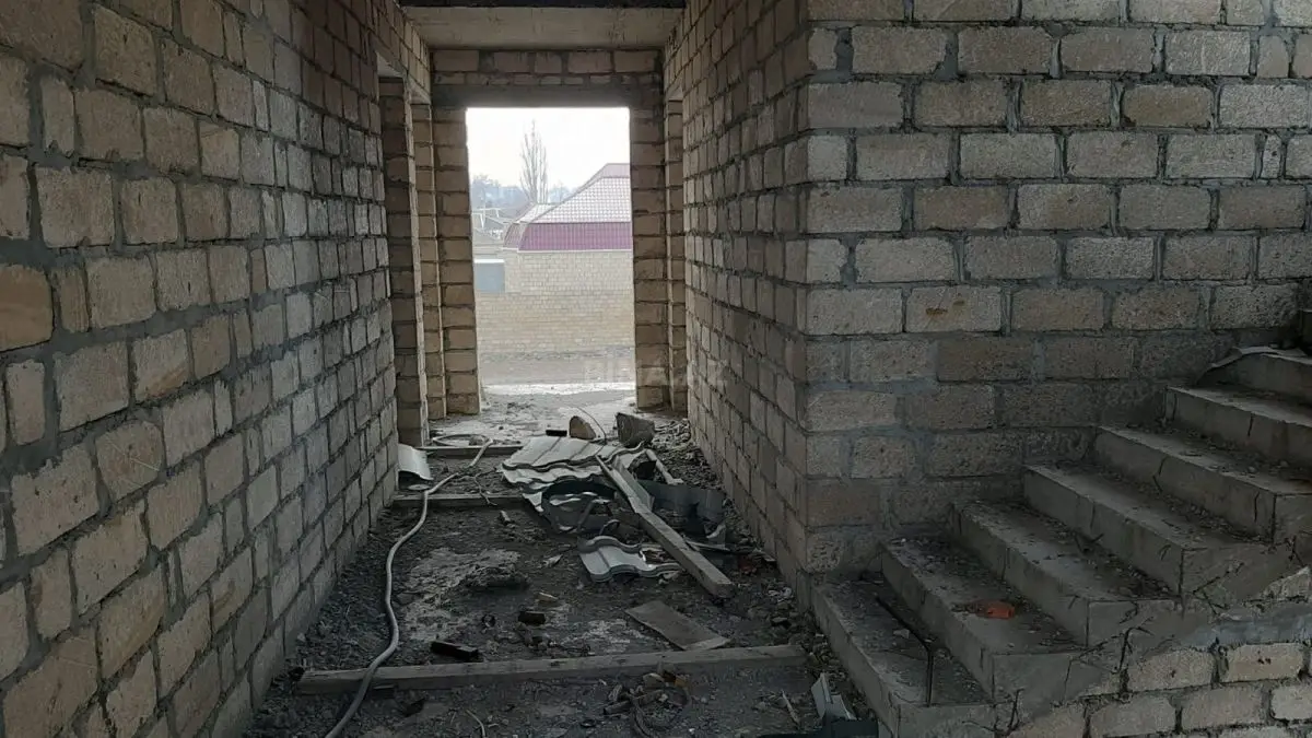 135 000 AZN - 9 otaqlı mənzil Satılır, Gəncə