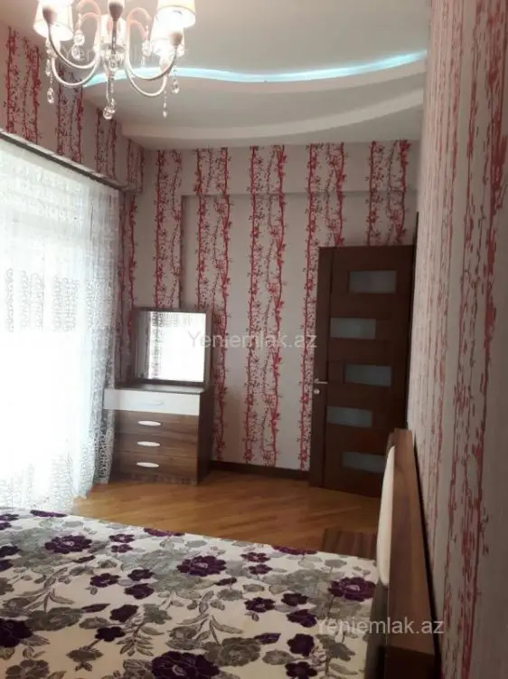 1 600 AZN - 3 otaqlı mənzil Kirayə (aylıq), Nizami, Bakı
