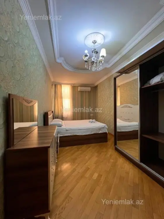 1 000 AZN - 3 otaqlı mənzil Kirayə (aylıq), Xətai, Bakı