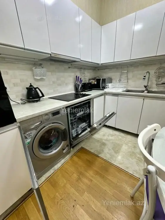 1 250 AZN - 3 otaqlı mənzil Kirayə (aylıq), Yasamal qəs., Yasamal, Bakı