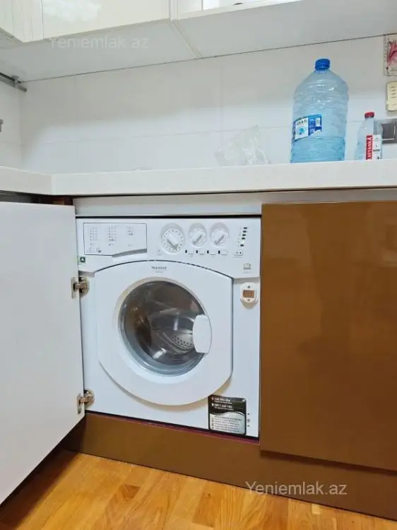 950 AZN - 3 otaqlı mənzil Kirayə (aylıq), Nizami, Bakı