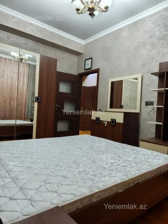 950 AZN - 3 otaqlı mənzil Kirayə (aylıq), Nizami, Bakı