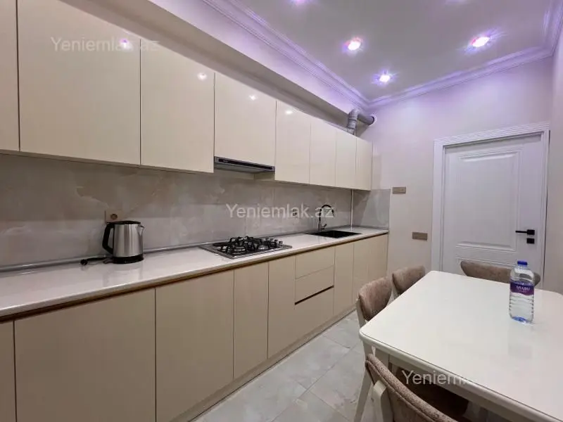 1 350 AZN - 3 otaqlı mənzil Kirayə (aylıq), Xətai, Bakı
