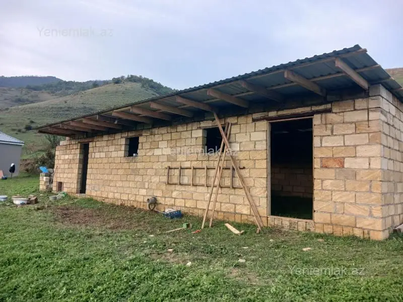13 000 AZN - 3 otaqlı mənzil Satılır, Quba