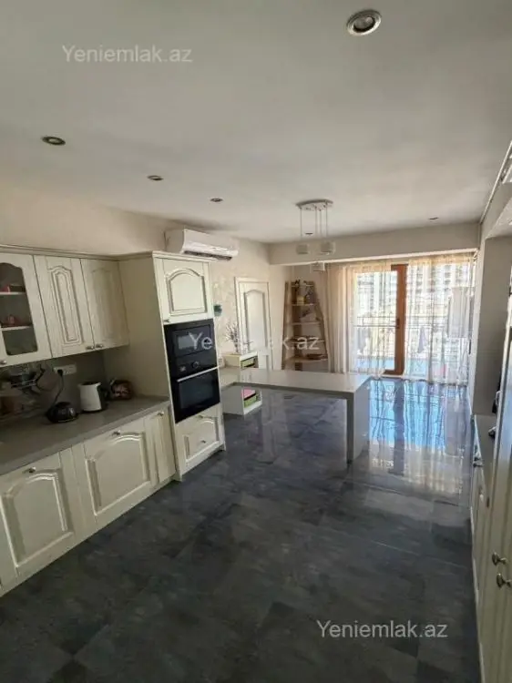 1 600 AZN - 4 otaqlı mənzil Kirayə (aylıq), Xətai, Bakı
