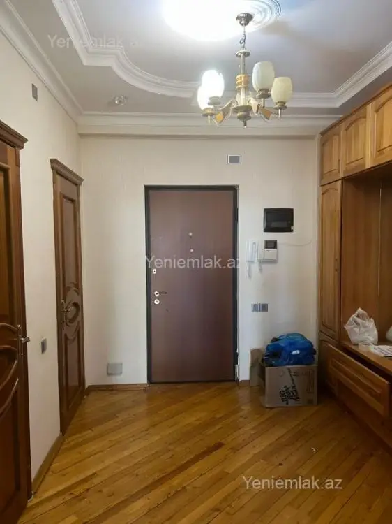 285 000 AZN - 3 otaqlı mənzil Satılır, Badamdar qəs., Səbail, Bakı