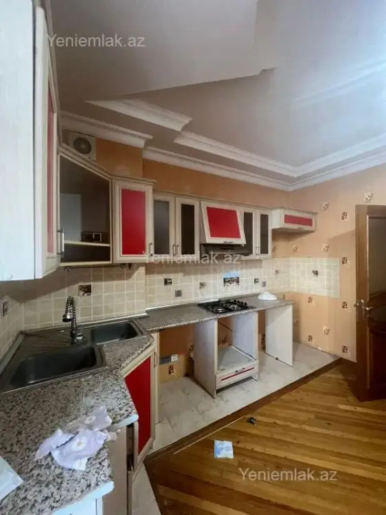 285 000 AZN - 3 otaqlı mənzil Satılır, Badamdar qəs., Səbail, Bakı