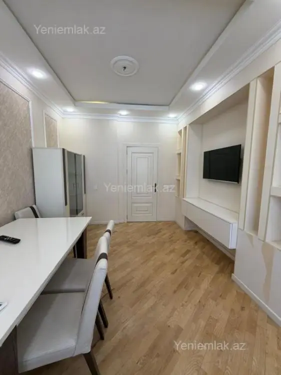 950 AZN - 3 otaqlı mənzil Kirayə (aylıq), Nərimanov, Bakı