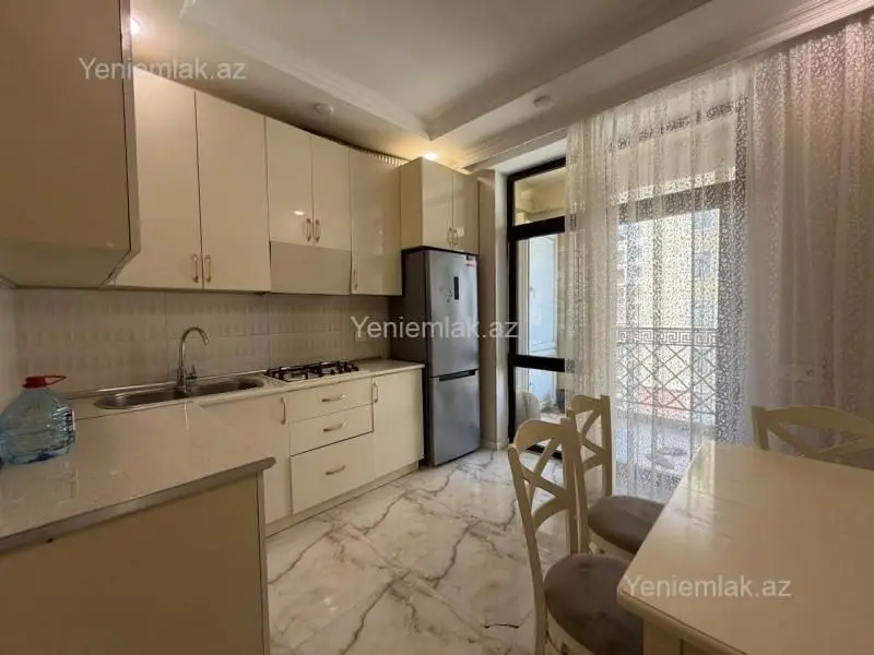 950 AZN - 3 otaqlı mənzil Kirayə (aylıq), Nərimanov, Bakı