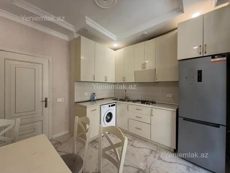 950 AZN - 3 otaqlı mənzil Kirayə (aylıq), Nərimanov, Bakı