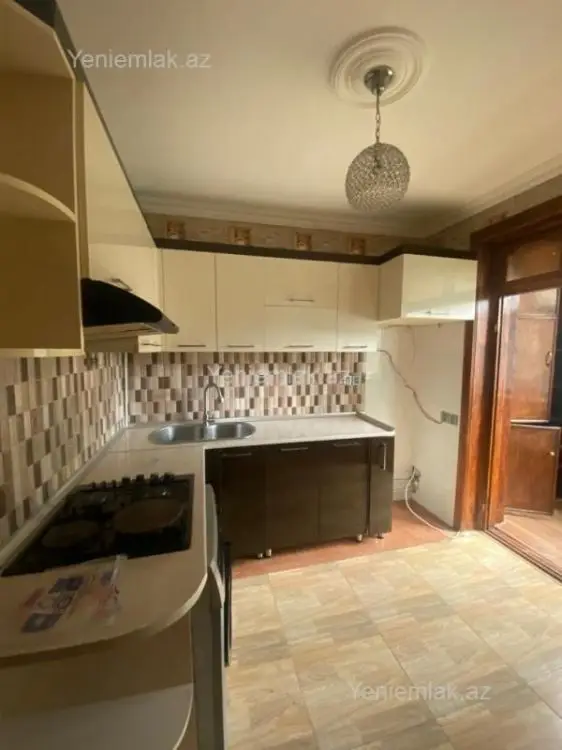 135 000 AZN - 3 otaqlı mənzil Satılır, 42-ci məhəllə, Sumqayıt