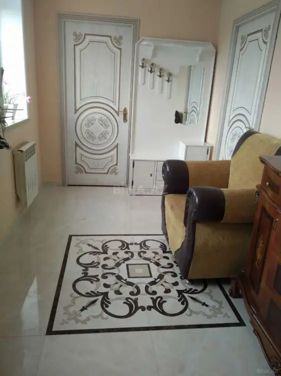 145 000 AZN - 7 otaqlı mənzil Satılır, Siyəzən