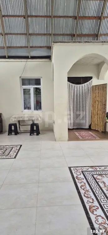 120 000 AZN - 4 otaqlı mənzil , Göygöl