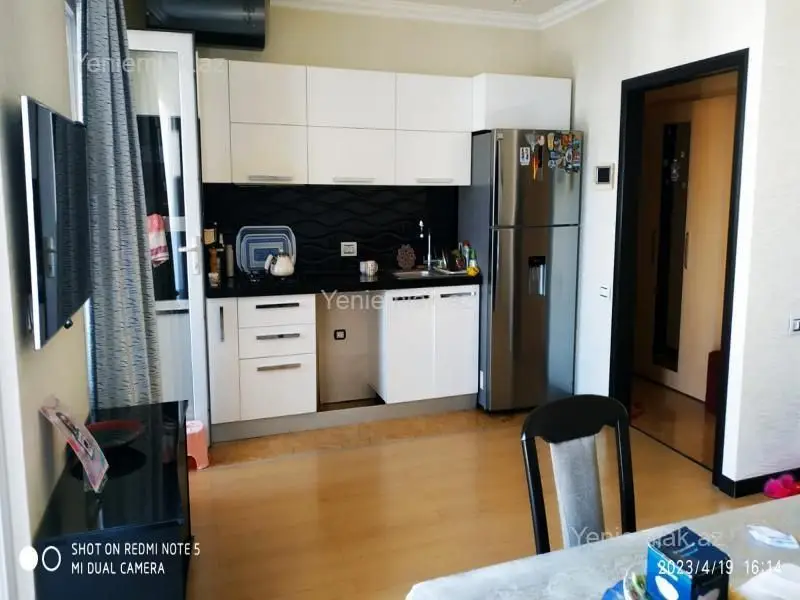800 AZN - 3 otaqlı mənzil Kirayə (aylıq), Bayıl qəs., Səbail, Bakı