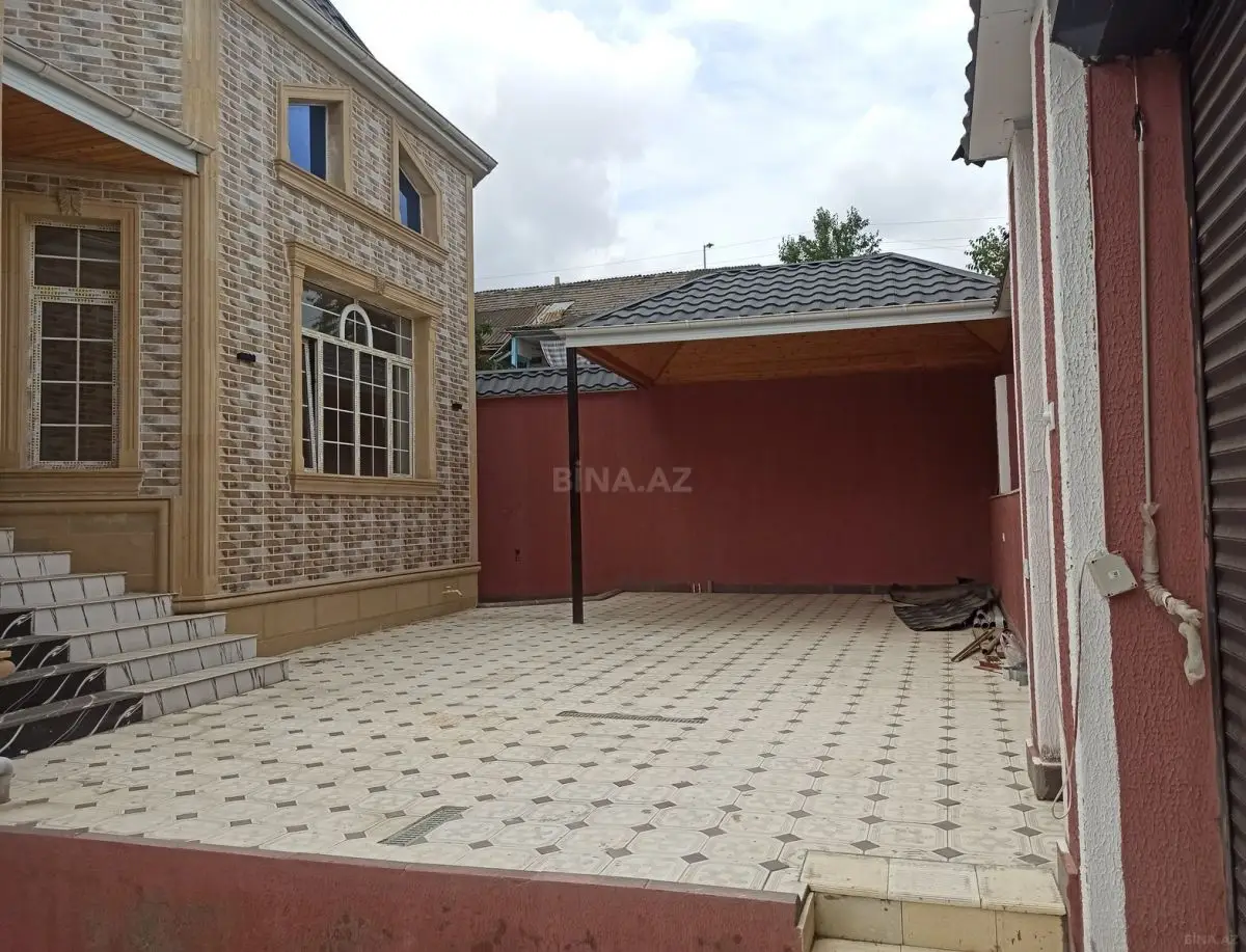 175 000 AZN - 4 otaqlı mənzil Satılır, Gəncə