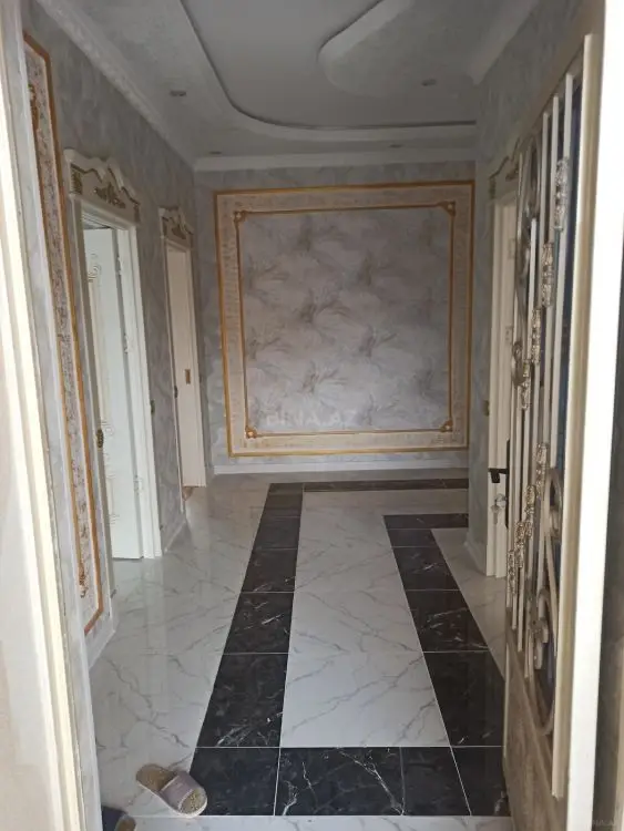 175 000 AZN - 4 otaqlı mənzil Satılır, Gəncə