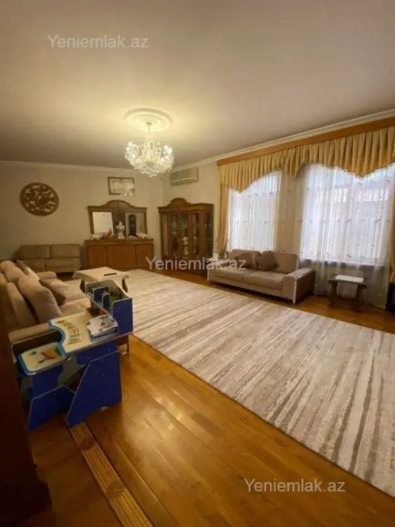 650 000 AZN - 7 otaqlı mənzil Satılır, Qaraçuxur qəs., Suraxanı, Bakı