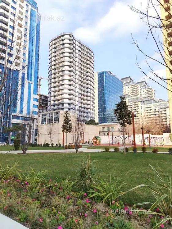 610 000 AZN - 3 otaqlı mənzil Satılır, Səbail, Bakı