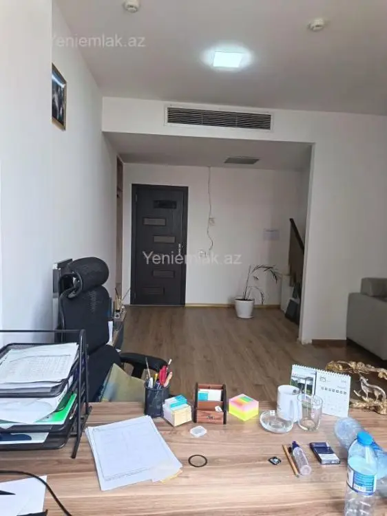 800 AZN - 40 m² Obyekt / Ofis Kirayə (aylıq), Nəsimi, Bakı